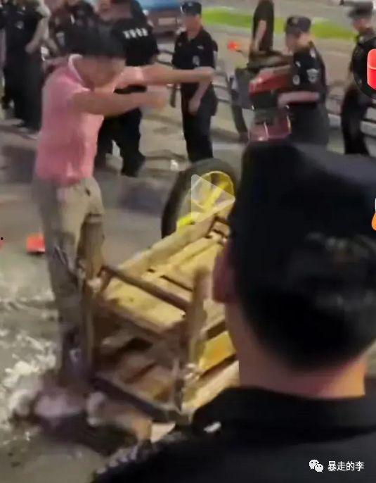 许昌四人吃瓜事件视频,一场引发热议的网络奇观