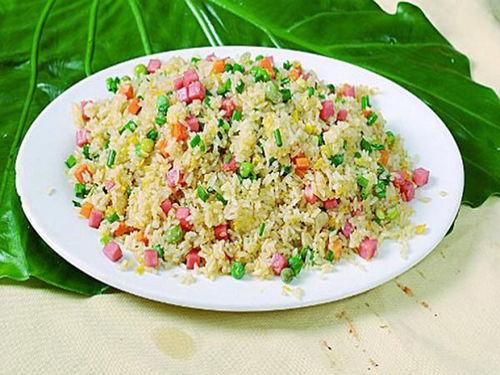 大瓜头吃炒饭视频下载,趣味视频下载，美食之旅尽收眼底